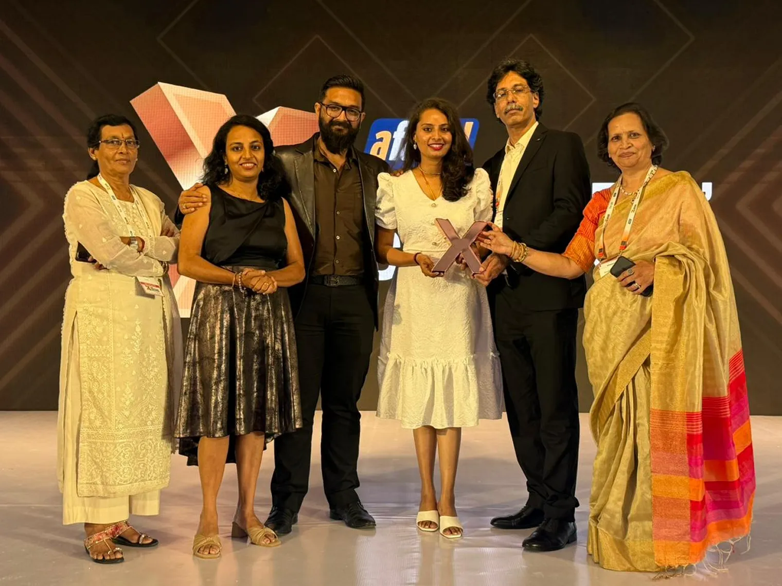 bhoho-award-2_2_11zon